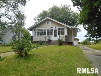 1206 Warren St, Davenport, IA 52804