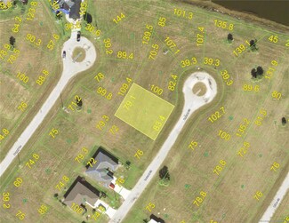 9 Laurel Ct, Meadows and Villas, FL 33946