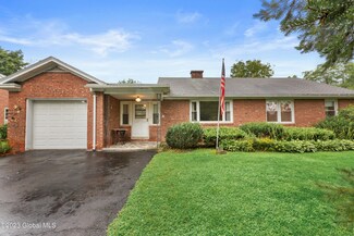 1683 River Rd, Selkirk, NY 12158