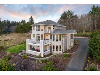 5445 Tyee Loop, Neskowin, OR 97149
