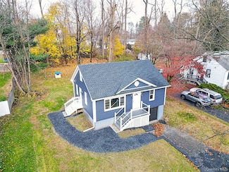 180 Union Ave, New Windsor, NY 12553