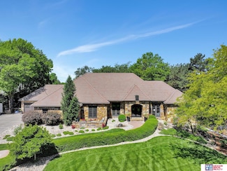 6602 Pheasant Run Place, Lincoln, NE 68516