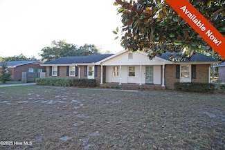 502 Brookforest Rd, Wilmington, NC 28409