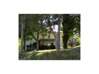 55623 County Road 2, Fresno, OH 43824