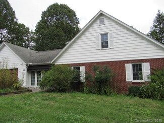 80 Hillcrest Cir Unit 20, 21 & 22, Spruce Pine, NC 28777