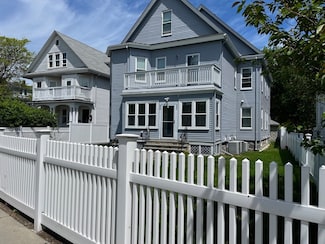 220 Blue Hills Pkwy Unit 222, Milton, MA 02186