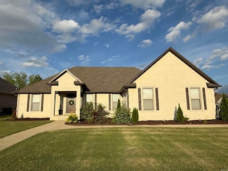 909 S 59th St, Paragould, AR 72450