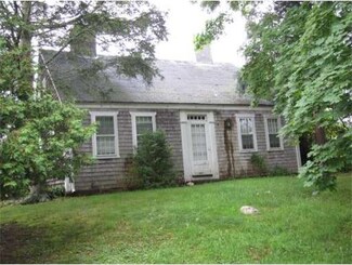 50 Arrowhead Ln, South Dartmouth, MA 02748