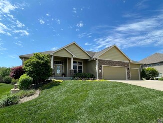 6815 SW 44th St, Topeka, KS 66610