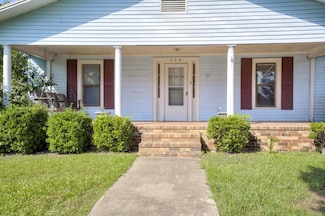 302 Williams St, Wrens, GA 30833