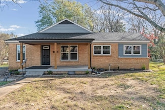 410 N 2nd St, Augusta, AR 72006