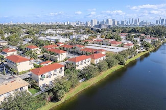 2052 NE 167th St Unit 3123, North Miami Beach, FL 33162