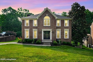 607 Darnay Place, Louisville, KY 40245