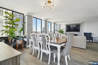 200 Winston Dr Unit 803, Cliffside Park, NJ 07010