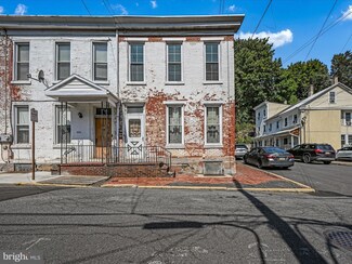 400 W Arch St, Pottsville, PA 17901