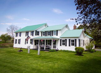 6 Sand Hill Rd, Milton, VT 05468