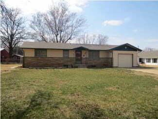 637 Filmore St, Cheney, KS 67025