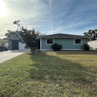 5005 Leon Dr, Palmetto, FL 34221