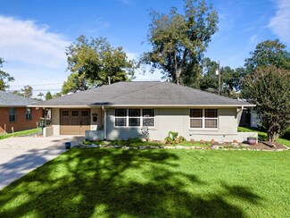 2118 Cheshire Ln, Houston, TX 77018