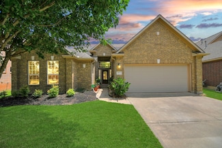 30041 Willow Walk Ln, Brookshire, TX 77423