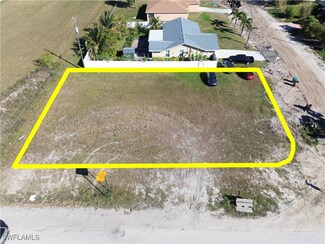 1301 NE 15th Ln Unit 83, Cape Coral, FL 33909