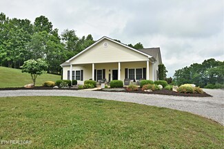 498 Carroll Hollow Rd, Clinton, TN 37716