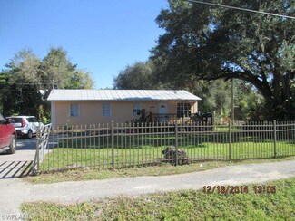 622 S 9th St, Immokalee, FL 34142