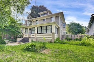 878 S Wildwood Ave, Kankakee, IL 60901