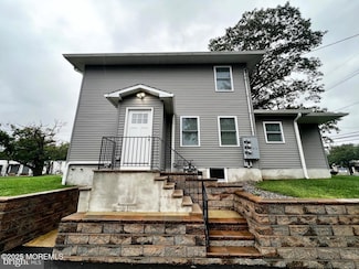 1253 Yardville Allentown Rd Unit 2nd Flr, Allentown, NJ 08501