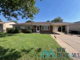 604 W Christopher Dr, Clovis, NM 88101