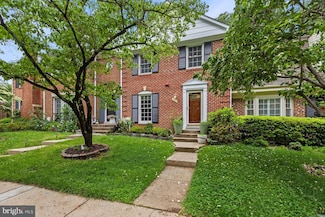 7322 Greentree Rd, Bethesda, MD 20817