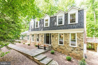 11208 Cranbrook Ln, Oakton, VA 22124
