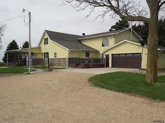 27257 385 Ave, Monroe, NE 68647