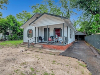 1009 W Main St, Nacogdoches, TX 75964