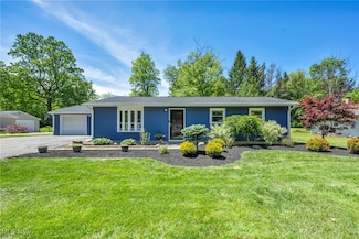 13014 Cherry Ln, Chesterland, OH 44026