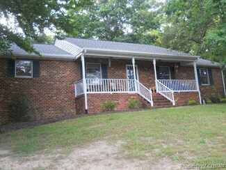 500 Parr Dr, Tappahannock, VA 22560