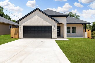 2031 Langston St, Fort Worth, TX 76105