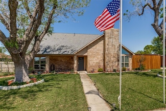 2223 Big Bend Dr, Carrollton, TX 75007