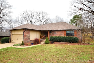 705 Chapman Ave, Tahlequah, OK 74464