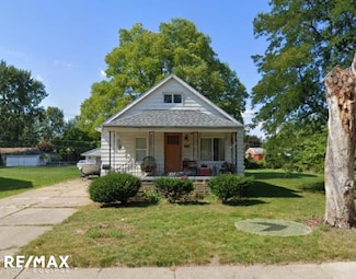 22595 Curie Ave, Warren, MI 48091