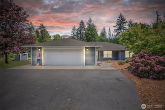 12941 Fast Ln SW, Olympia, WA 98512