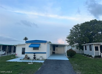 152 Cape Sable Dr, Naples, FL 34104
