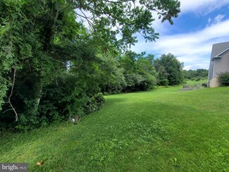 105 Par Ct, Cross Junction, VA 22625
