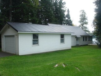 361 Beach Rd, Pittsburg, NH 03592
