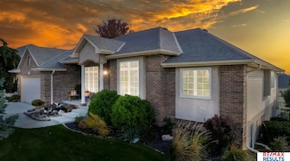 19211 Sahler St, Elkhorn, NE 68022