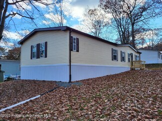 28 Hi-View Dr, Jefferson Township, PA 18436