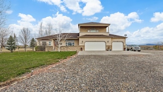1792 12 Rd, Loma, CO 81524