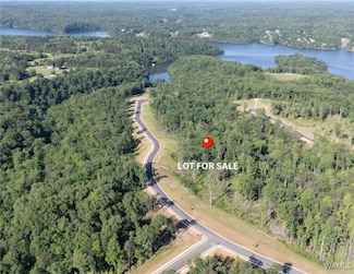 33 Fiji Way, Tuscaloosa, AL 35406
