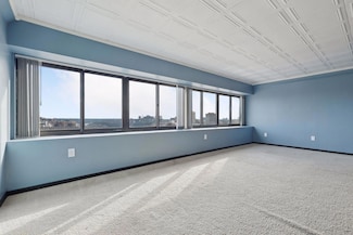1920 S 1st St Unit 905, Minneapolis, MN 55454
