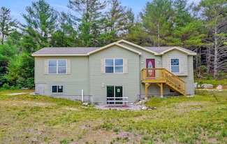 452 Flat Rd, Bethel, ME 04217